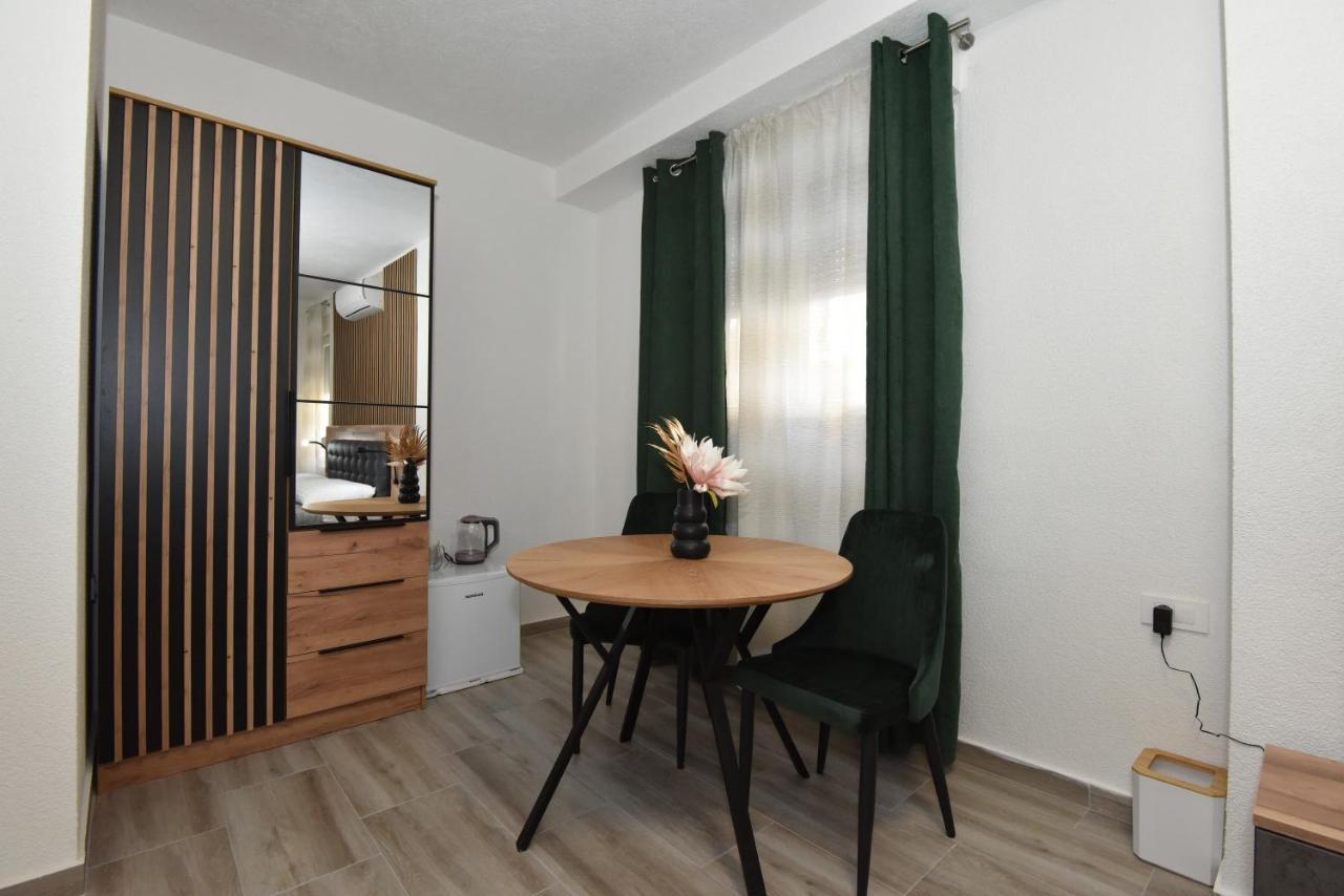 Sofia'S Studio & Room Zadar Buitenkant foto